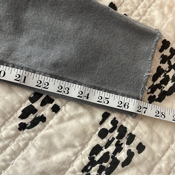 Kensie Jeans Vintage Luxe, high rise skinny, gray wash, size 6 - Picture 7 of 7